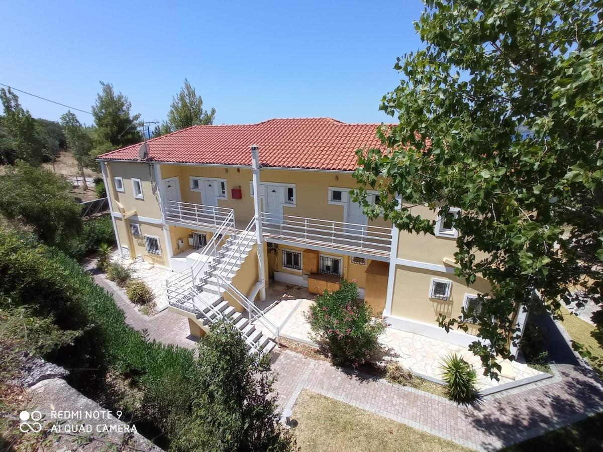 Summer Garden Αpartments & Studios Argostoli  Exterior foto